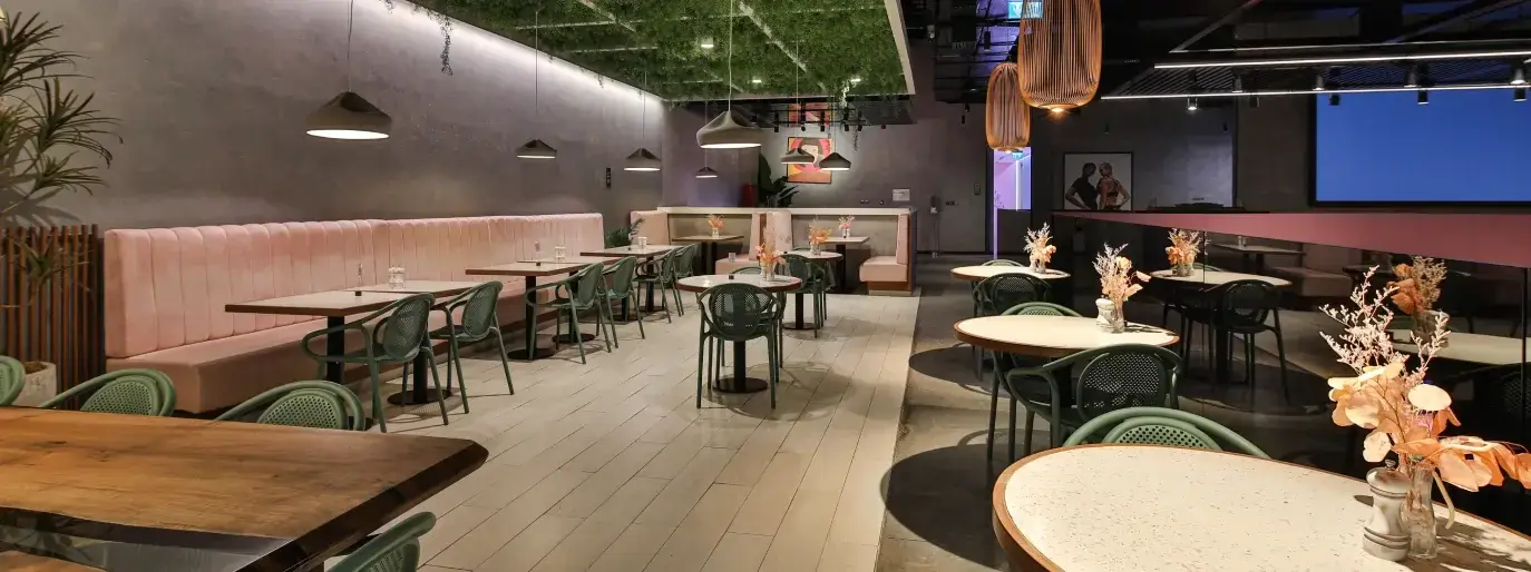 Efzin Fresh café counter at FitnGlam